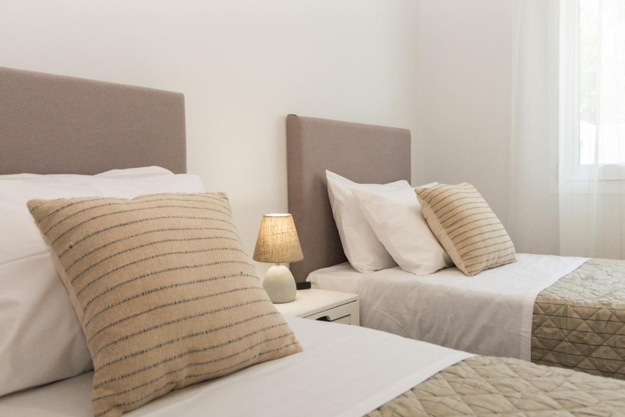 Al Santo Apartments ไซคิย์นธอสทาวน์ ภายนอก รูปภาพ